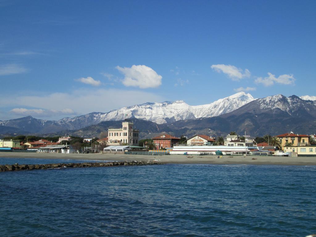 Hotel Italia มารีนา ดิ มาซซา ภายนอก รูปภาพ