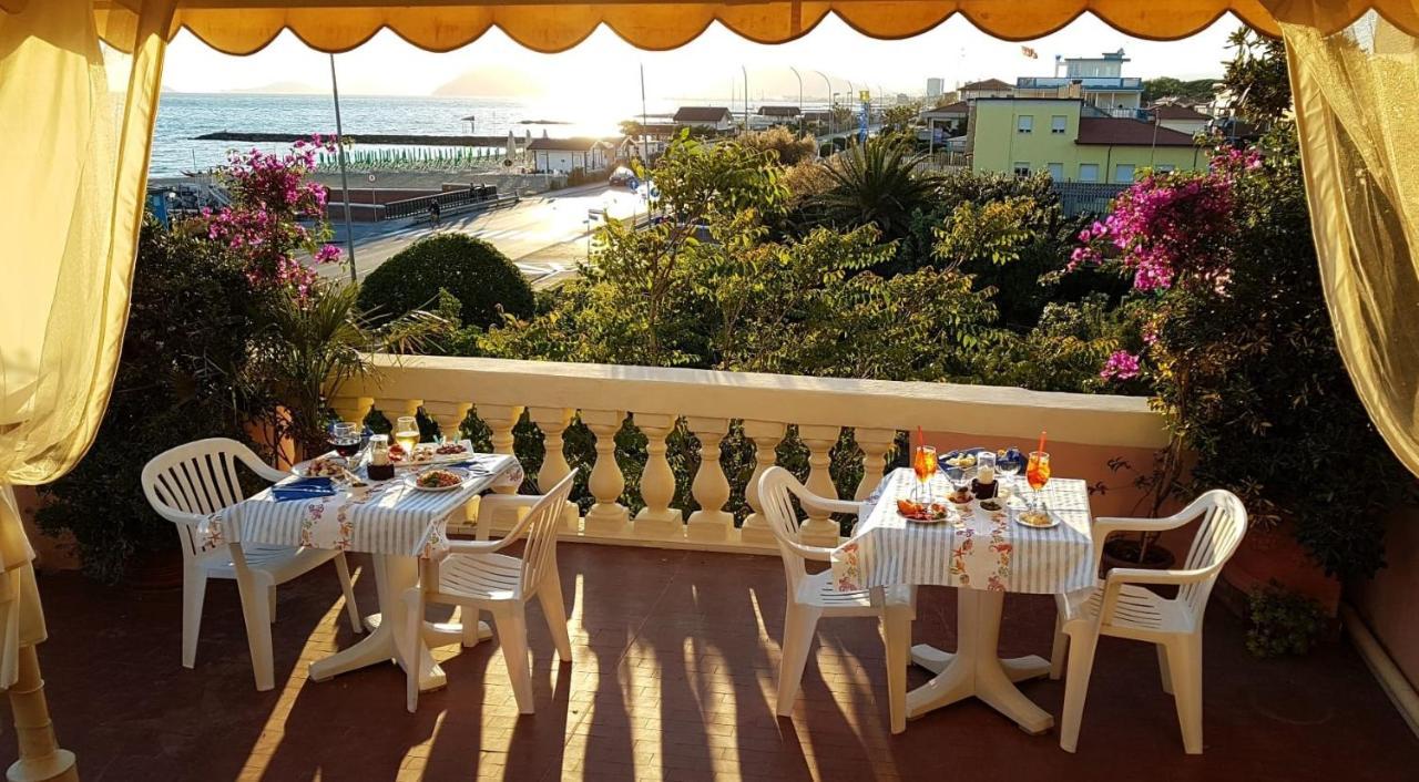 Hotel Italia มารีนา ดิ มาซซา ภายนอก รูปภาพ